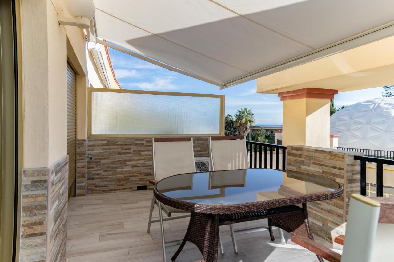 Oleholidays 624 Romana Playa Vistas Al Mar Apartamento *